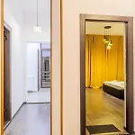 Château: Upscale In Bucharest's Historical Center!