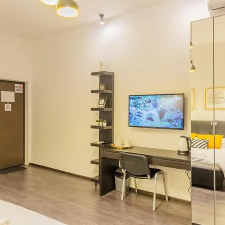 Chateau: Upscale In Bucharest's Historical Center! Aparthotel 3*