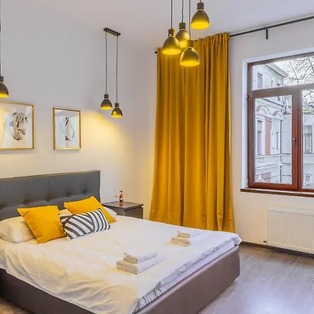 Chateau: Upscale In Bucharest's Historical Center! Aparthotel 3*
