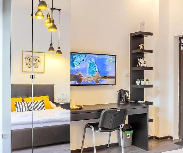 Ξενοδοχείο με διαμερίσματα Chateau: Upscale In Bucharest's Historical Center! Βουκουρέστι