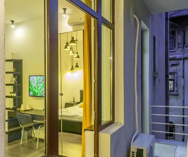 Chateau: Upscale In Bucharest's Historical Center! Ξενοδοχείο με διαμερίσματα