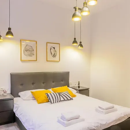Chateau: Upscale In Bucharest's Historical Center! Bucharest