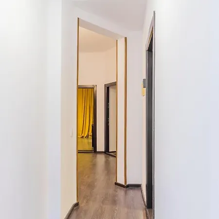 Chateau: Upscale In Bucharest's Historical Center! Aparthotel Bucharest