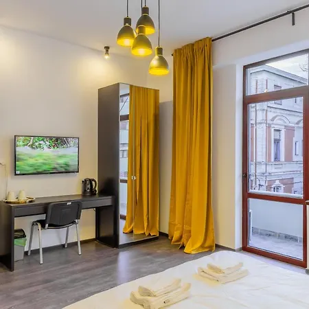 Chateau: Upscale In Bucharest's Historical Center! Hotel apartamentowy Bukareszt