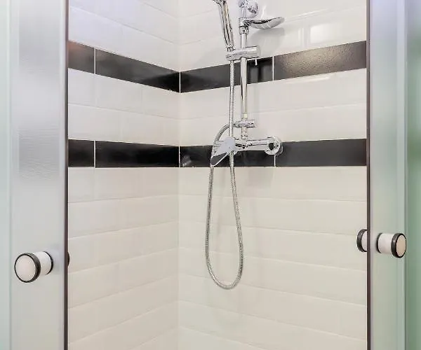 Chateau: Upscale In Bucharest's Historical Center! Bucarest