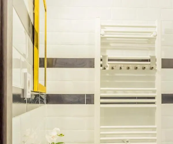 Chateau: Upscale In Bucharest's Historical Center! Bucarest