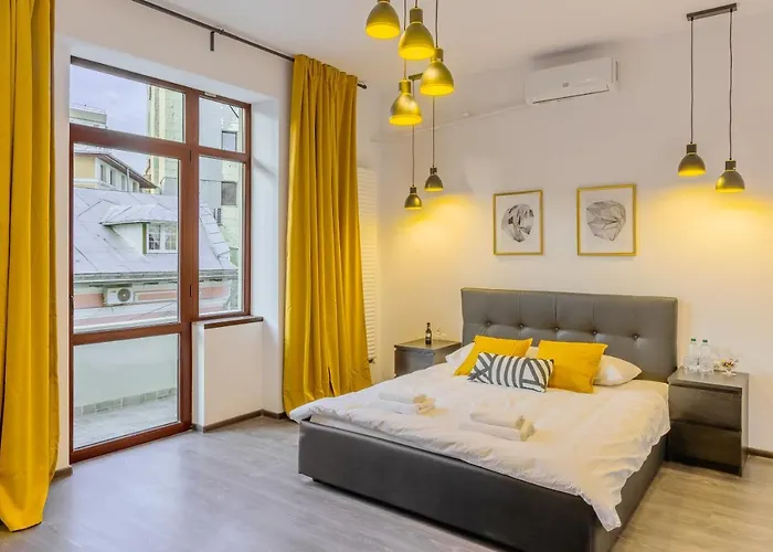 Apartahotel Chateau: Upscale In Bucharest's Historical Center! Bucarest